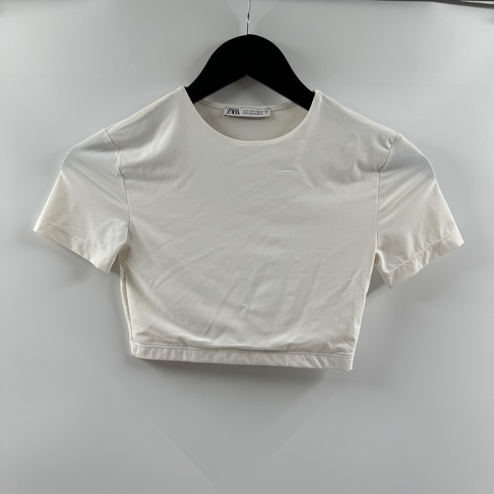 Zara White Super Cropped Buttery Soft Top Size Small